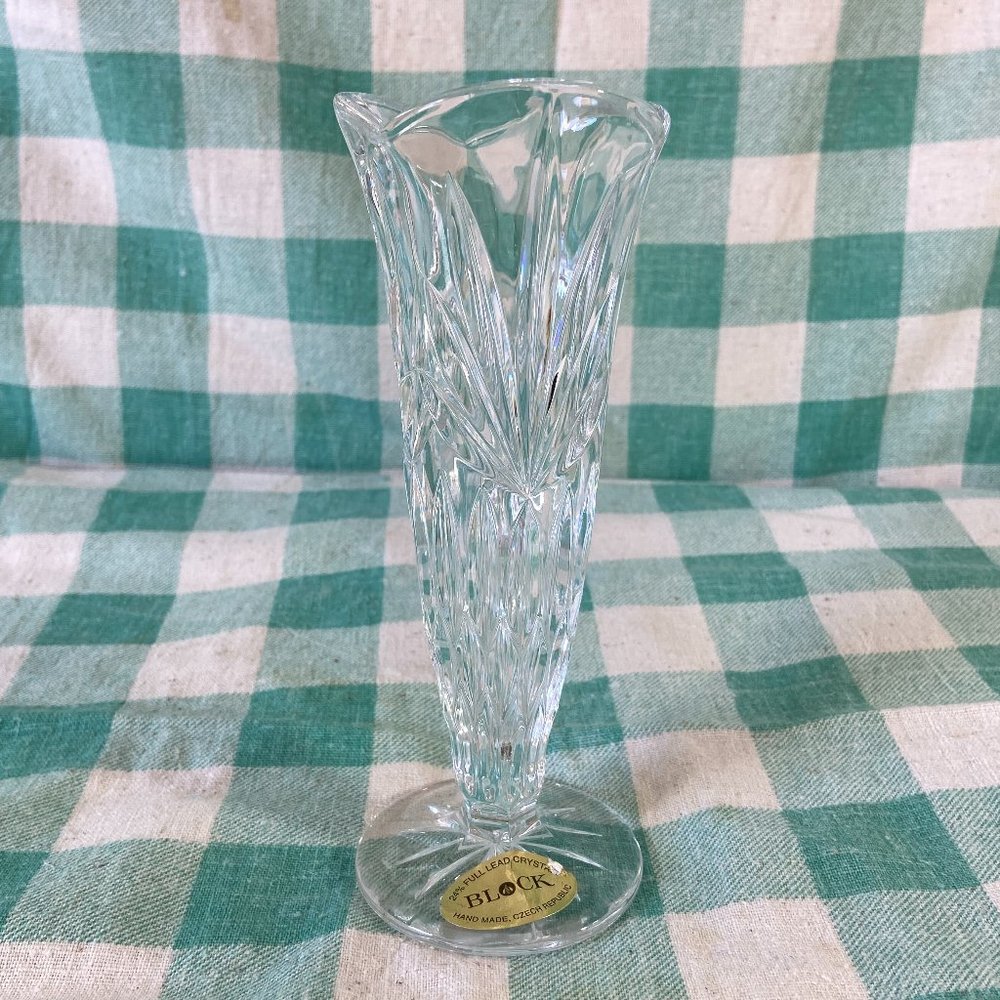 Block hand crafted lead crystal vase